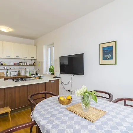 Apartment Medi *